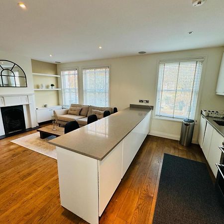 Apartamento Stunning Flat In Chiswick Londres Exterior foto