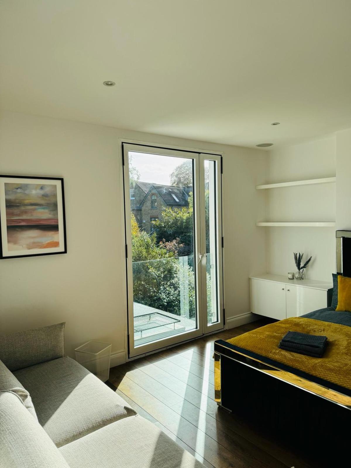 Apartamento Stunning Flat In Chiswick Londres Exterior foto