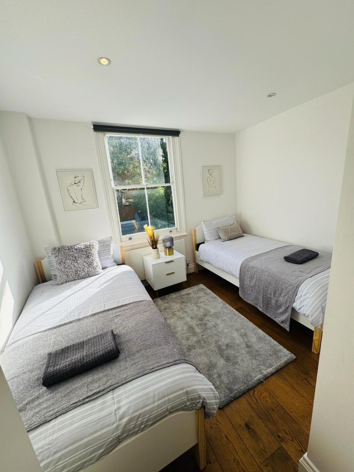 Apartamento Stunning Flat In Chiswick Londres Exterior foto