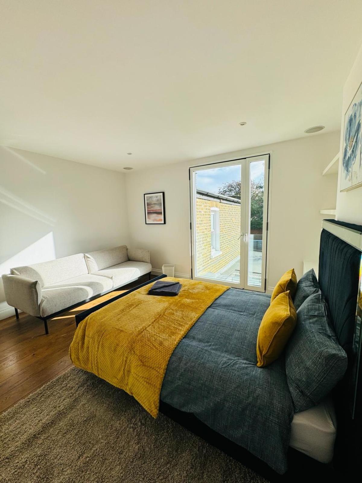 Apartamento Stunning Flat In Chiswick Londres Exterior foto